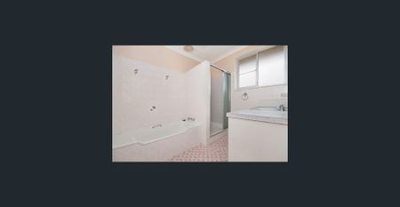 FAMILY HOME IN QUIET CUL-DE-SAC - Photo 3