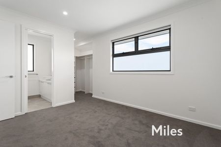 3/15 Redwood Street, Heidelberg West - Photo 3