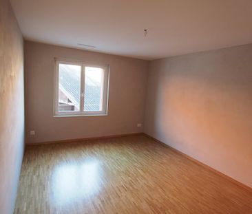 Zu vermieten 4 1/2 Zimmer Wohnung 1. Etage - Photo 6