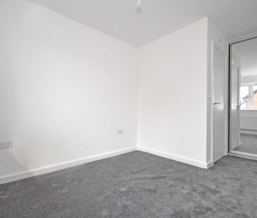 Spindle Way, Hardwicke, Gloucester - Photo 2