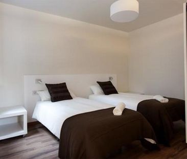 Gothic Quarter apartment with balcony close to Las Ramblas - Photo 6