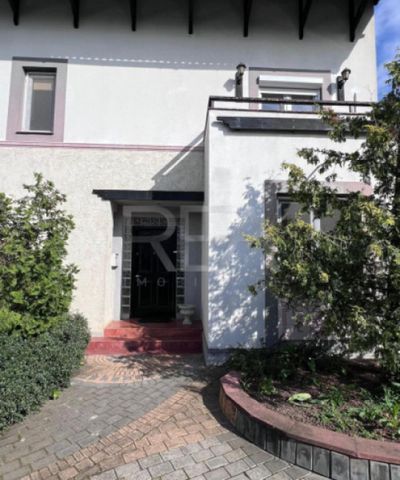 Vila de închiriat în zona Băneasa - Fotografie 5