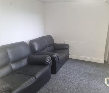 2 bedroom maisonette to rent - Photo 6