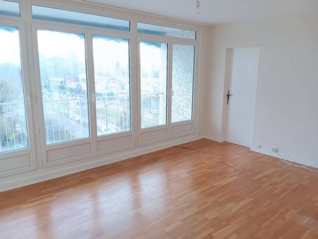 APPARTEMENT 3 PIECES 60.53 M² AVEC CAVE ET PARKING EN SOUS-SOL - Photo 3