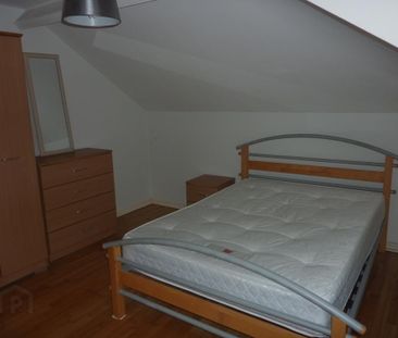 Flat 3, 11 Windsor Park, Belfast, BT9 6FQ - Photo 1