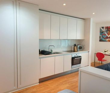 Studio to rent - Photo 3