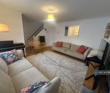 3 bedroom terraced house to rent - Photo 2