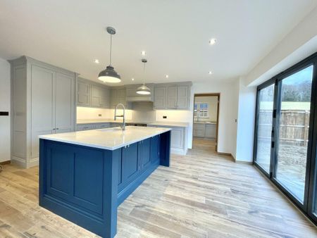 Pablo Court - Photo 2