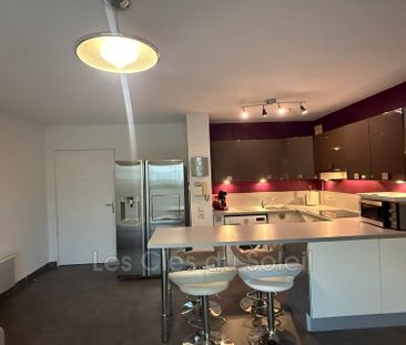 Location Appartement 2 pièces 39m² LA VALETTE DU VAR 83160 - Photo 5