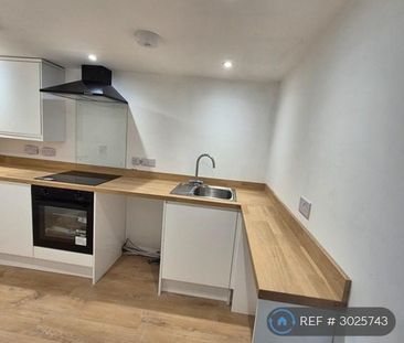 2 bedroom flat to rent - Photo 3