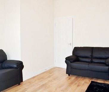 3 Bed - Eighth Avenue, Heaton - Photo 1