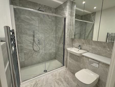 Studio Flat, Belmont Street, NW1 - Photo 5