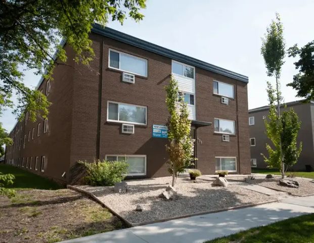 433 Edison Avenue | 433 Edison Avenue, Winnipeg - Photo 1