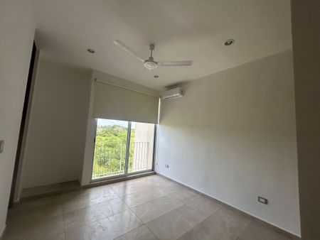 Departamento de 1 recámara, sin amueblar, con amenidades, en Temozon. - Foto 4