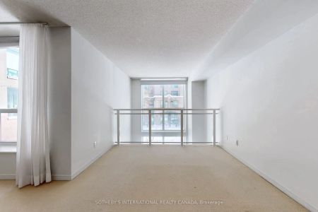 109 Front Street E #121 - Photo 4