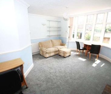 Seamill Park Crescent, Worthing, BN11 - Photo 6