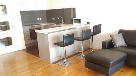 Studio Flat, Henry Street, M4 - Photo 2