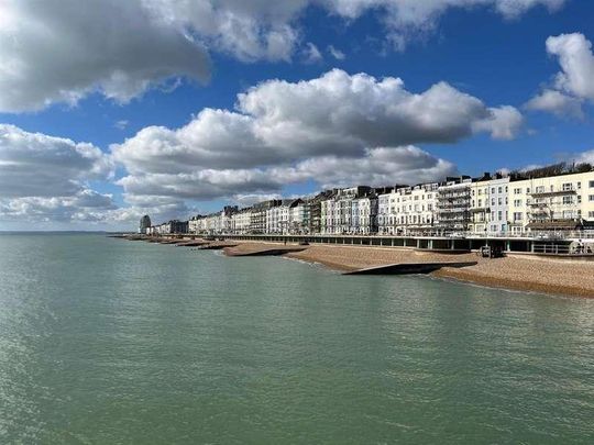 London Road, St. Leonards - Photo 1