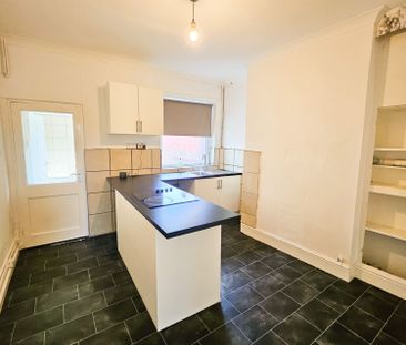 Market Road, Doncaster - Photo 3