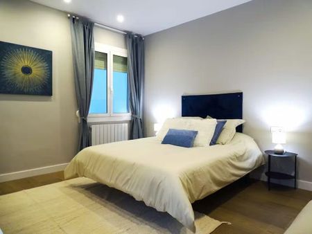 Carrer de Provença, Barcelona, Catalonia 08025 - Photo 4