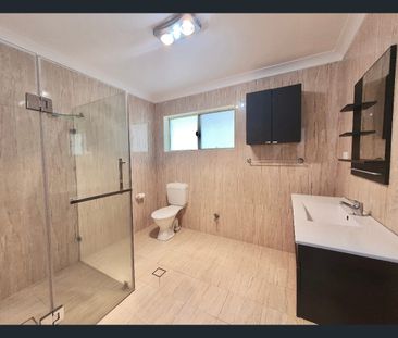 Spacious Family Home In Prime Location - Photo 5
