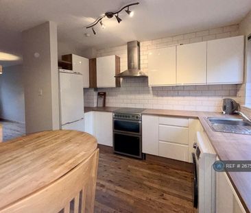 2 bedroom terraced house to rent - Photo 6