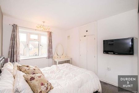 Homecroft Gardens, Loughton - Photo 5