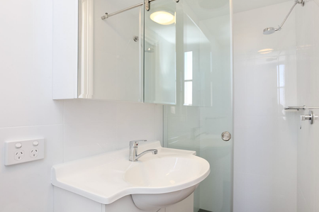 Stylish Apartment, Right In The Heart Of Summer Hill - Photo 3