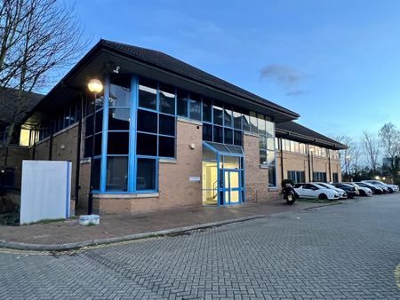 Studio to rent - Photo 3