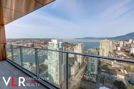 Condo in Downtown Vancouver, British Columbia - Photo 4