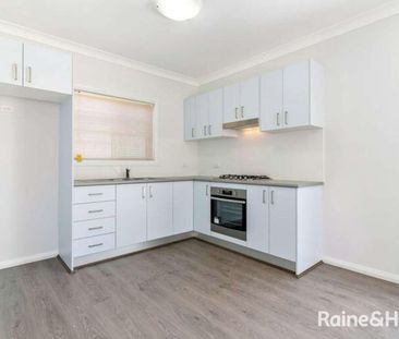 Beautiful Brick Granny Flat! - Photo 3