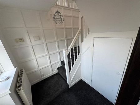 3 bedroom semi-detached house to rent - Photo 2