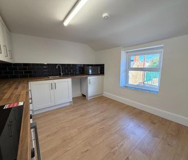 2 bedroom apartment to rent - Photo 6