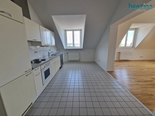 PÄRCHENWOHNUNG Dachgeschoß in der Burggasse unbefristet - Foto 1