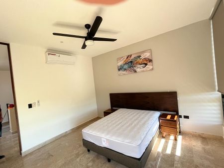 Townhouse de 2 recámaras, amueblado, con alberca privada, dentro de complejo. - Photo 5
