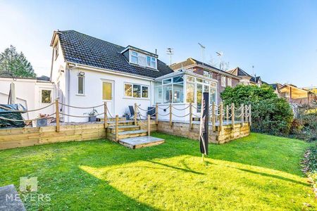 1 bedroom detached bungalow to rent - Photo 3