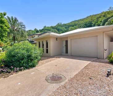 7 Savaii Close, Palm Cove. - Photo 1