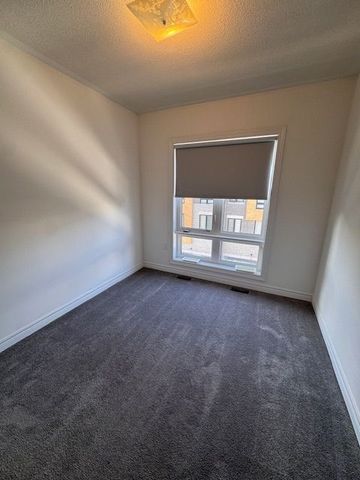 For Lease - 23 Steamboat Way, Whitby, Ontario - Photo 5