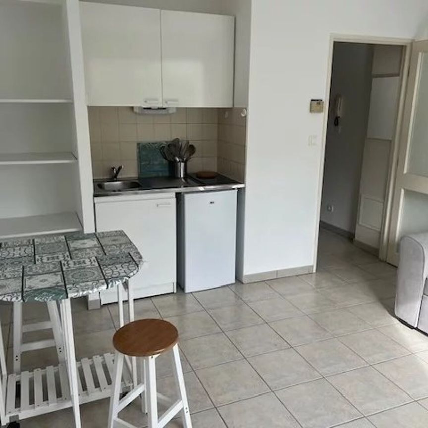 Location Appartement 1 pièces 20 m2 à Rodez - Photo 1
