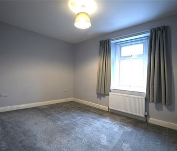 3 Bed Semi-detached house To Rent - Photo 4