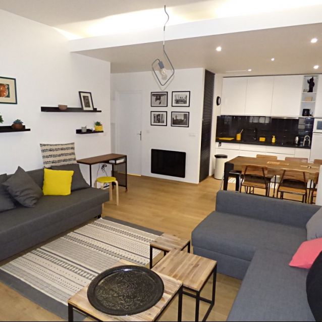 AVIGNON INTRA MUROS: 34m2 refait à neuf Centre Historique - Photo 1