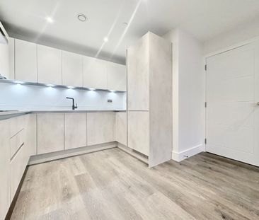 Bircherley Green, Hertford - Photo 5