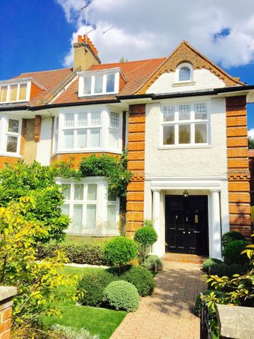 Newly Decorated Two Double Bedroom Apartment with Terrace to Rent in Hampstead (The Crofts) - Photo 5