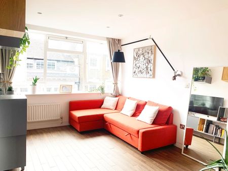 1 Bed Flat, St Martins Lane, WC2N - Photo 3