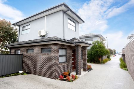 Modern Living at Thomastown - Photo 2