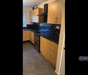 3 bedroom terraced house to rent - Photo 6