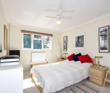 Kaybridge Close, High Wycombe, HP13 - Photo 4