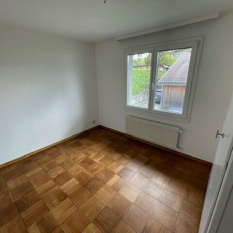 Charming 4-room apartment in a small house - Photo 1