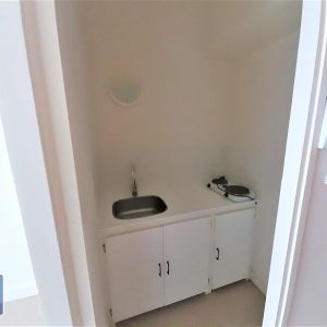 Location Appartement 1 pièce 24m² BOURG EN BRESSE 01000 - Photo 2