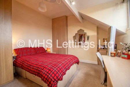 3 Bedroom Mid Terraced House for rent in Morris Grove - Photo 5